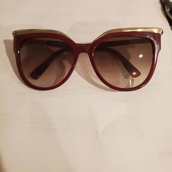 MCM Womens Gorgeous Sunglasses In Red MCM637S 56 □ 16 140 Made In ITALY main image 5